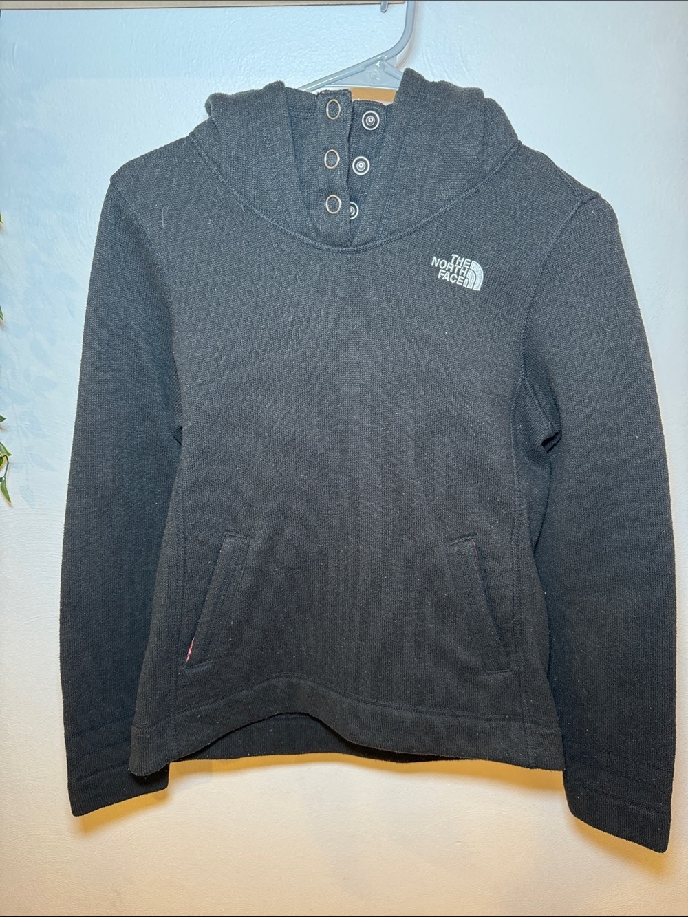 The North Face Black Hooded Fleece Pullover